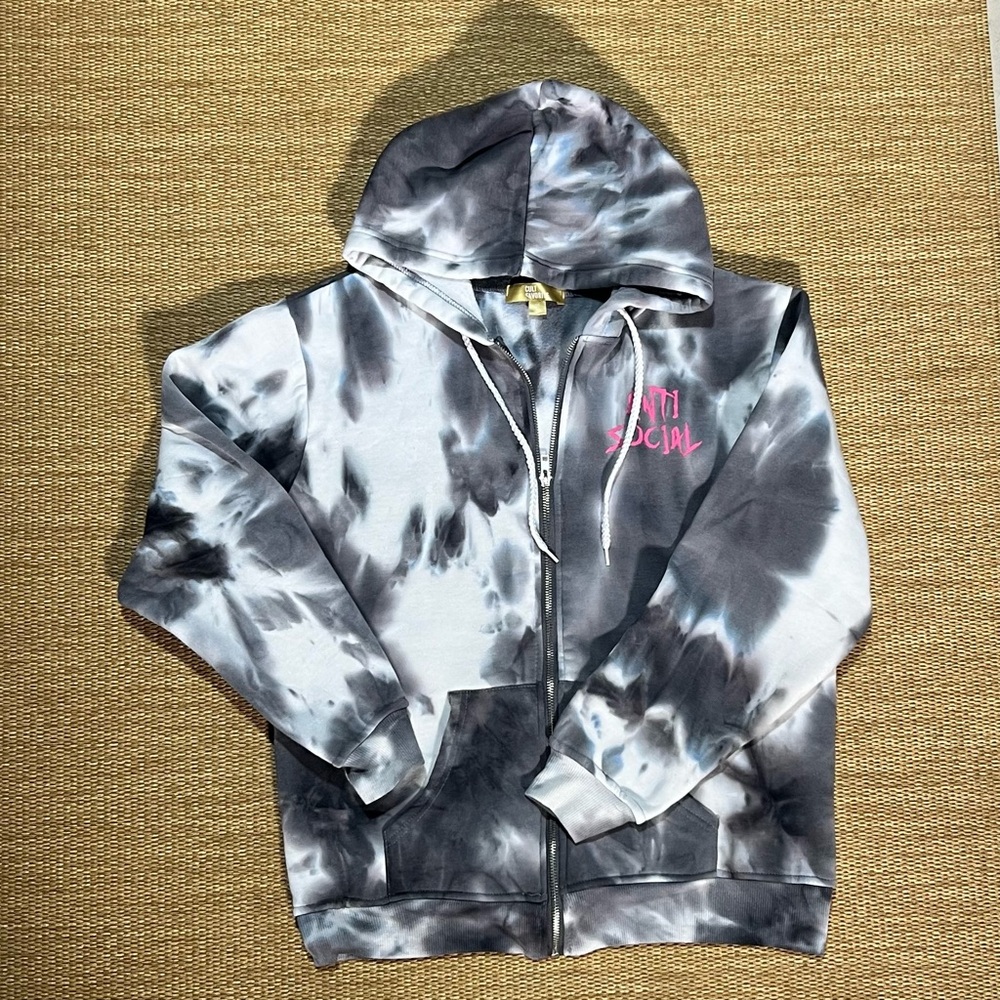 Cult Favorite "Anti Social" Cult Hoodie Size Medium NWOT